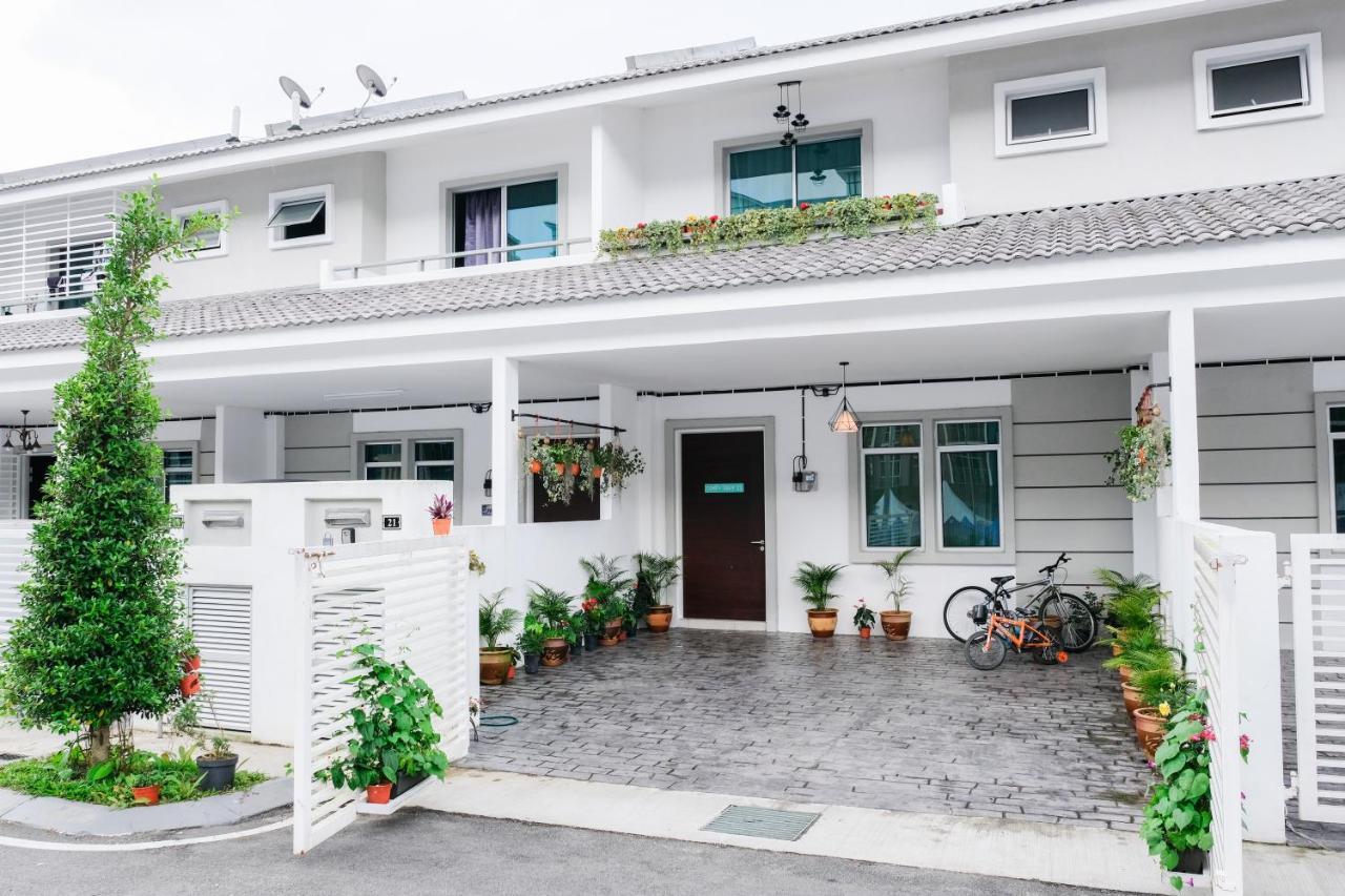 Comfy Sofy 21- Backyard Garden- Night Market Area Cameron Highlands Exterior foto
